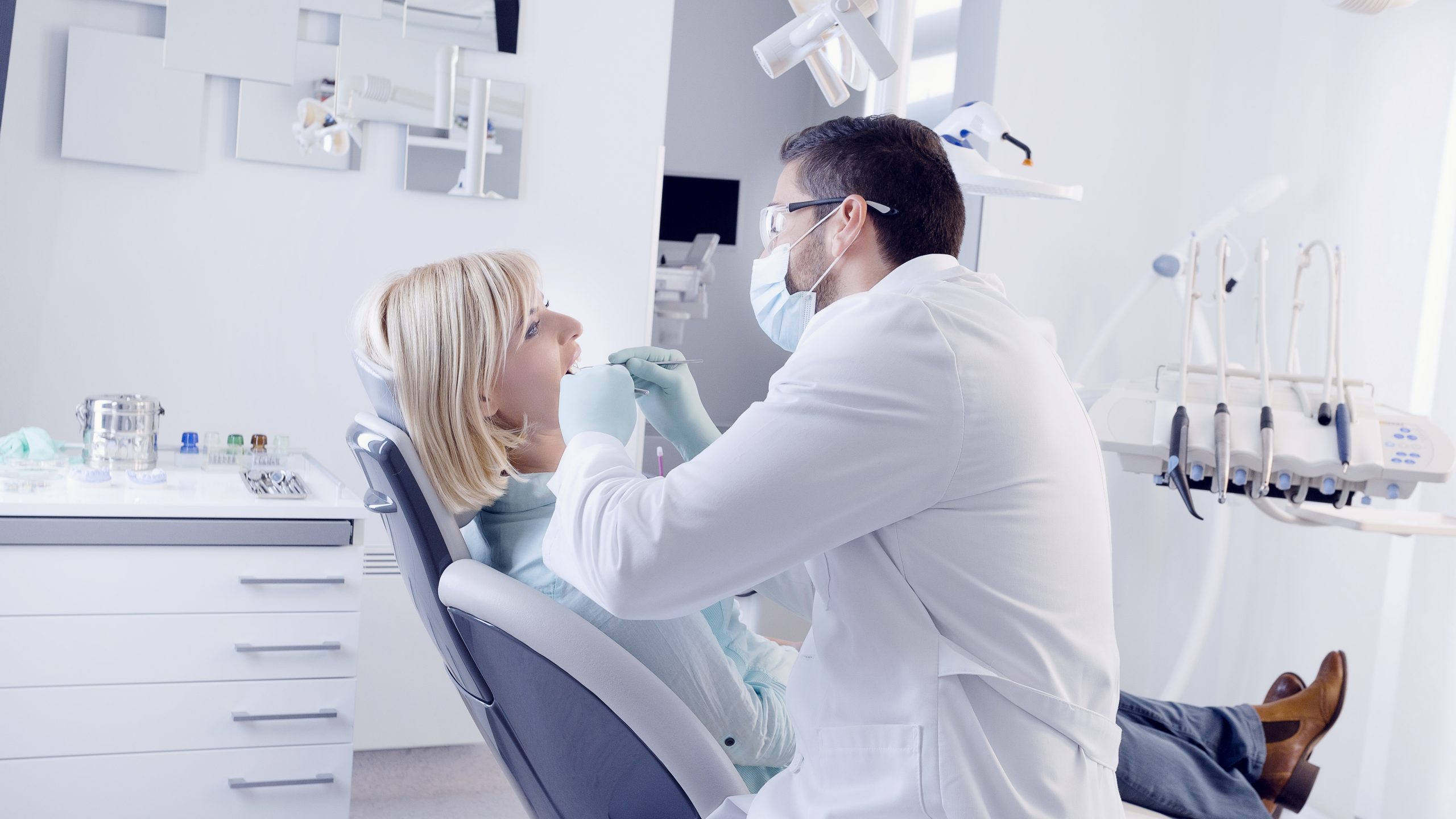 Dentist in Allen Park, MI